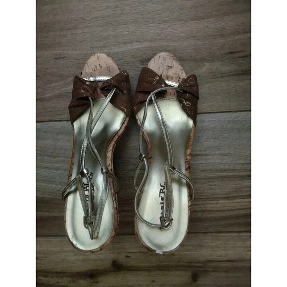 Paris Blues Sz 8.5 Cork Wedge Sandals Unique Strappy Heels Gold & Brown - Picture 2 of 6